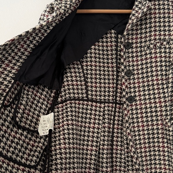 Miu Miu Black and White Houndstooth Blazer - Picture 6 of 8